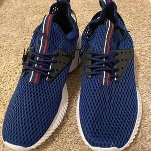 New With Tag XRAY Sneakers Size 10